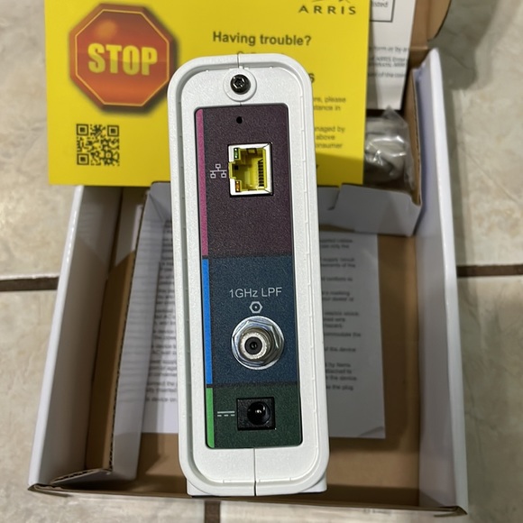 Arris SURFboard DOCSIS 3.0 Cable Modem. Missing power supply. - Picture 5 of 5